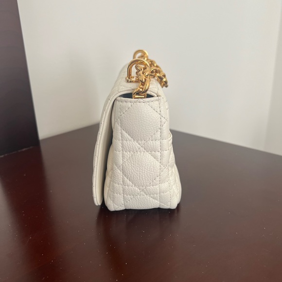 Dior White Caro Bag - Picture 2 of 6